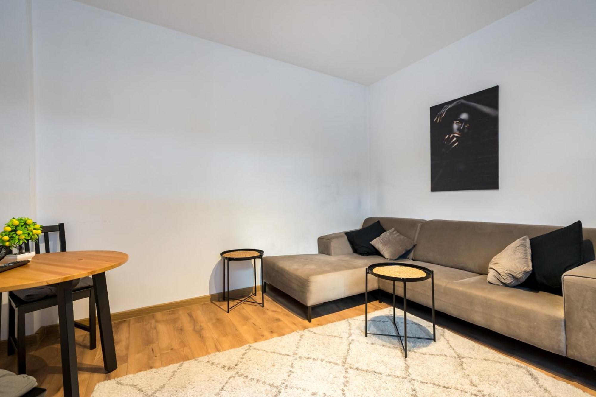 Black Rose Bucureşti Ngoại thất bức ảnh